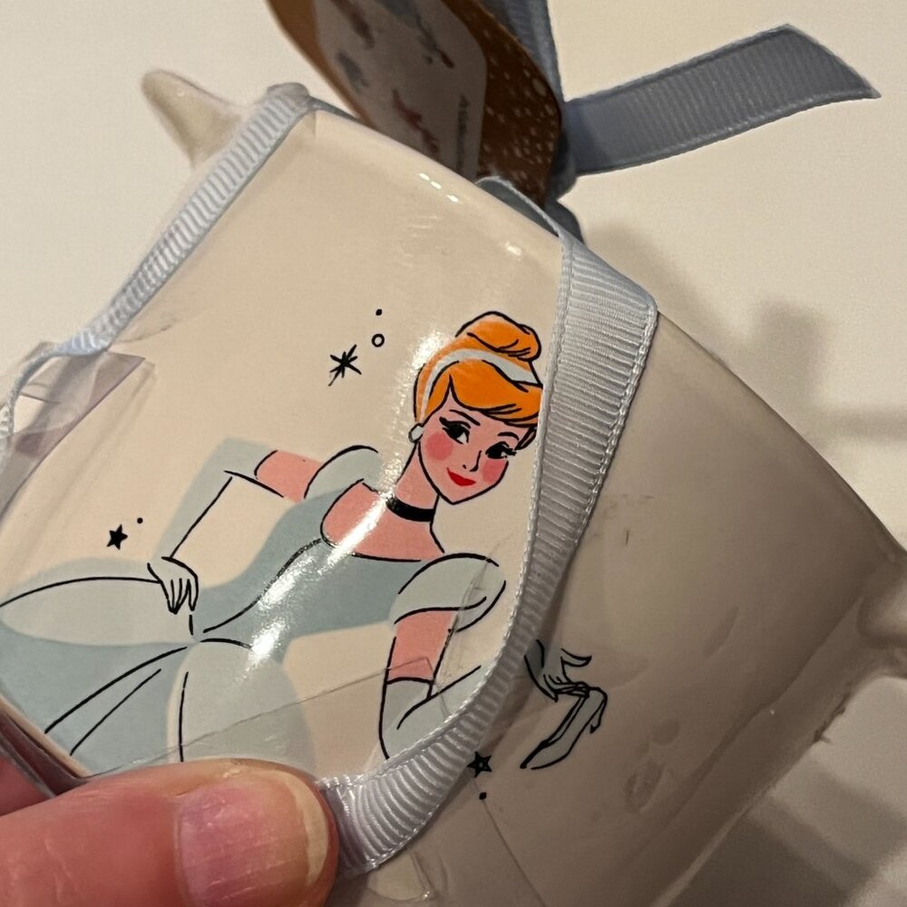 Cinderella and Friends Measuring Cups by Rae Dunn /Set of 4 /…